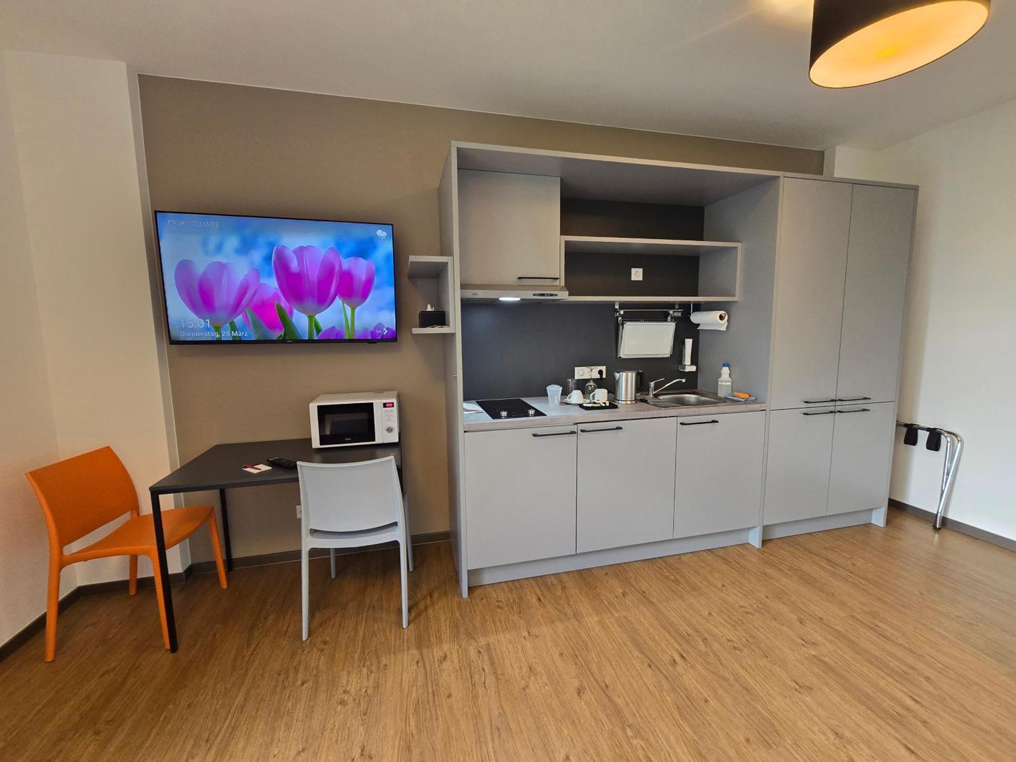Fair N Square Hotel 24 Stunden Self-Check In Darmstadt Quarto foto